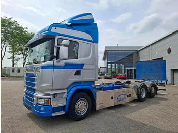 Châssis cabine SCANIA R 580