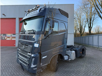 Tracteur routier VOLVO FH