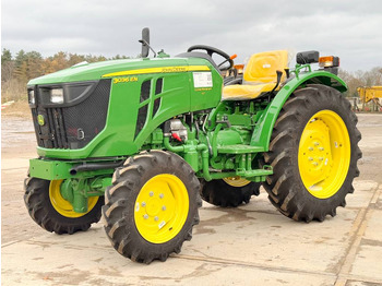 Tracteur agricole JOHN DEERE 2000 Series