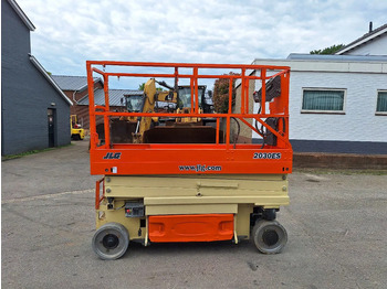Nacelle ciseaux JLG
