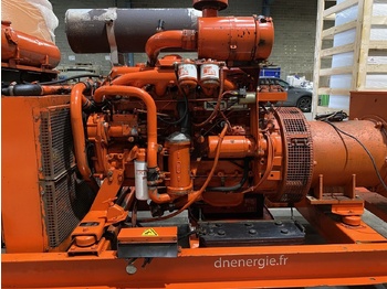 Groupe électrogène Renault 88 kVa: photos 2