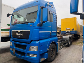 Camion porte-conteneur/ Caisse mobile MAN TGX 26.440