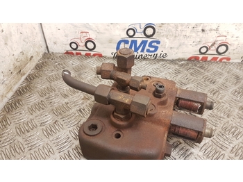 Valve hydraulique pour Tracteur agricole Case Maxxum Mx, Magnum 7000 Series Mx110 Hydraulic Hitch Valve Body 199107a1: photos 4