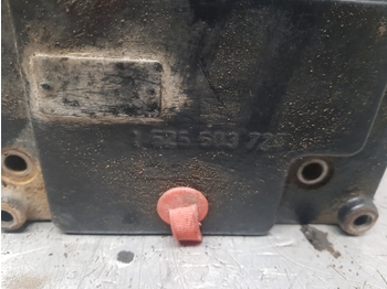 Valve hydraulique pour Tracteur agricole Case Maxxum, Puma New Holland T5, T6, T7.200 Spool Valve Top End 5192188: photos 4
