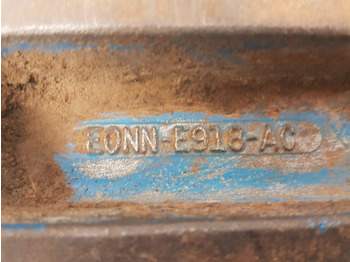 Frame/ Châssis Ford 7810, 6610, 6410, 7710, 8210 Hook For Fwd. E0nne918ac29b, 83943810: photos 5