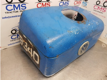 Carrosserie et extérieur Ford 8340, 7840, 8230 Nose Cone Assy 82002576, 82005627: photos 2 Carrosserie et extérieur Ford 8340, 7840, 8230 Nose Cone Assy 82002576, 82005627: photos 2