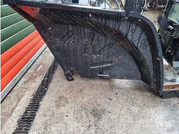 Cabine Ford New Holland 7740, 8240, 8340, 40 Series, Cab Frame 82005321: photos 5