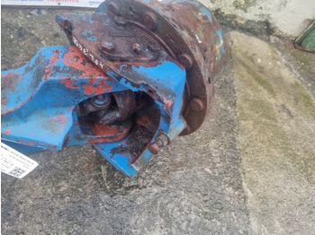 Essieu avant Ford Tw25, Tw35, 8730, 8830 Front Axle Rh Hub Complete Zp4472355168, 83944714: photos 3