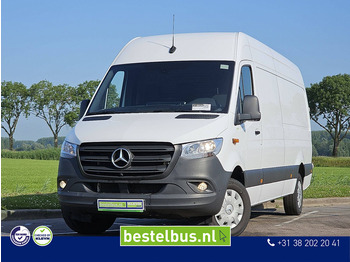 Fourgon utilitaire MERCEDES-BENZ Sprinter 317