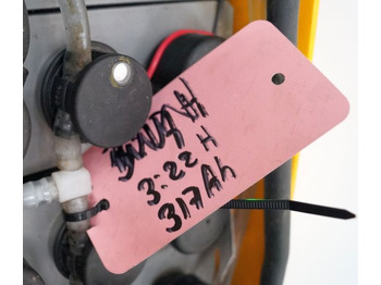 Accumulateur pour Matériel de manutention Jungheinrich unknown | Battery 24V465Ah 24 3PZS465 year 21/2020 370 kg dimension Battery 24V465Ah 24 3PZS465 year 21/2020 370 kg dimensions 78,5x21x79cm sn. 7540926001: photos 4