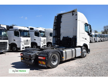 Tracteur routier Volvo FH 500 Globetrotter XL Varios: photos 4 Tracteur routier Volvo FH 500 Globetrotter XL Varios: photos 4