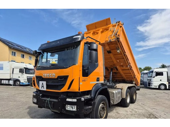 Camion benne IVECO Trakker