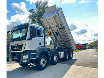 Camion benne MAN TGS