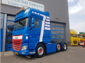 Tracteur routier DAF XF 460
