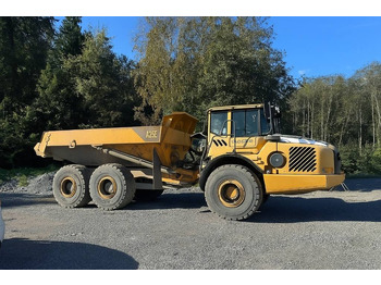 Tombereau articulé VOLVO A25E