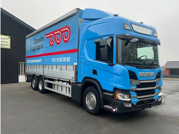 Camion plateau SCANIA P 450