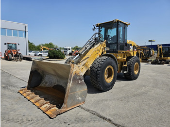 Chargeuse sur pneus CATERPILLAR 930G