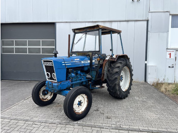 Tracteur agricole FORD