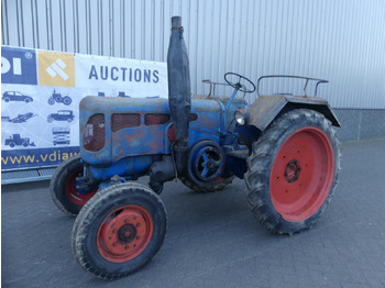 Tracteur agricole LANZ BULLDOG