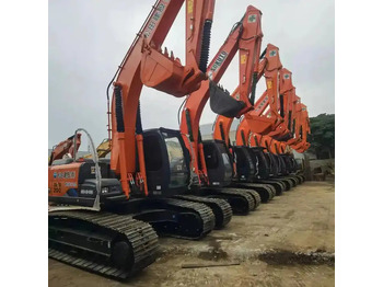 Pelle sur chenille HITACHI EX200