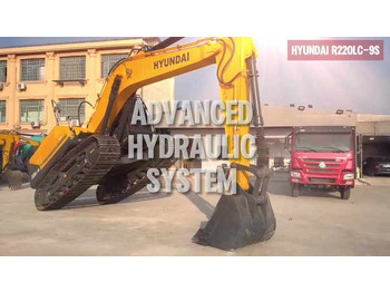Pelle sur chenille HYUNDAI