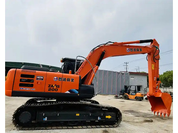 Pelle sur chenille HITACHI ZX200