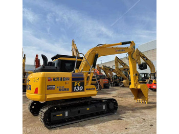 Pelle sur chenille KOMATSU PC220-8