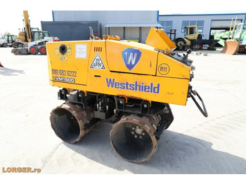 Rouleau compresseur JCB