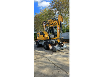 Pelle sur pneus LIEBHERR A 914