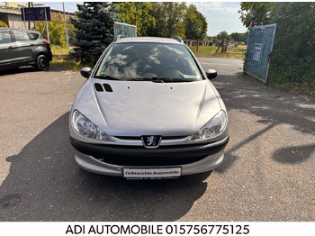 Voiture break PEUGEOT