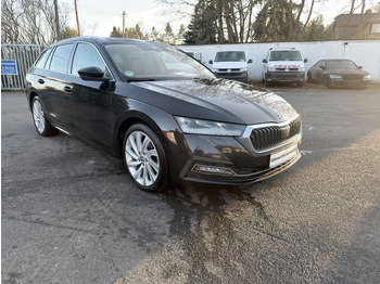 Berline Skoda Octavia Combi First Edition Leder Navi Automatik: photos 2 Berline Skoda Octavia Combi First Edition Leder Navi Automatik: photos 2