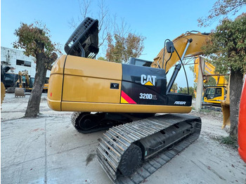 Pelle sur chenille CATERPILLAR 320D