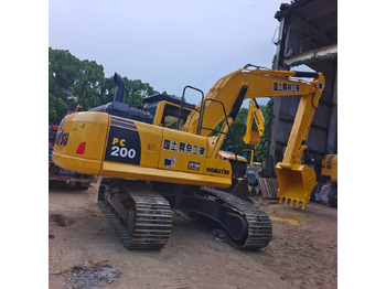 Pelle sur chenille KOMATSU PC200