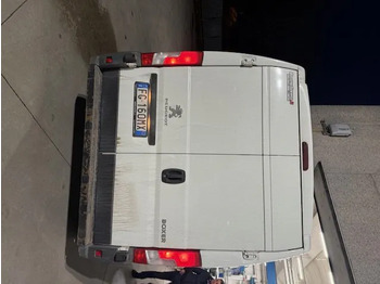 Fourgon utilitaire PEUGEOT BOXER FURGONE STANDARD: photos 3 Fourgon utilitaire PEUGEOT BOXER FURGONE STANDARD: photos 3