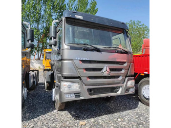 Tracteur routier Howo 375: photos 4