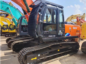 Pelle sur chenille HITACHI ZX200