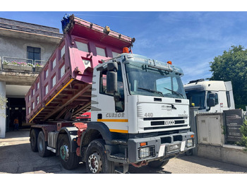 Camion benne IVECO EuroTrakker