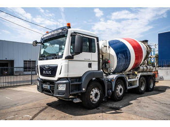 Camion malaxeur LIEBHERR