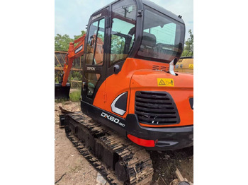Pelle sur chenille neuf Doosan DX 60: photos 5