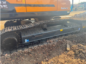 Pelle sur chenille Hyundai HX 220: photos 4