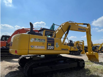 Pelle sur chenille KOMATSU PC220