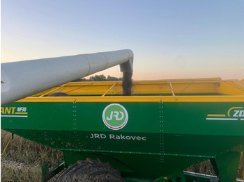 Remorque agricole ZDT GIGANT, NP 30, Prekladací voz: photos 3 Remorque agricole ZDT GIGANT, NP 30, Prekladací voz: photos 3