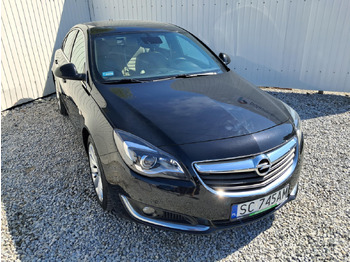 Voiture OPEL