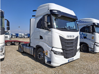 Tracteur routier IVECO