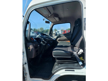 Crédit-bail de  FUSO eCanter 4C15 Wywrotka Selektywna zbiórka FUSO eCanter 4C15 Wywrotka Selektywna zbiórka: photos 5