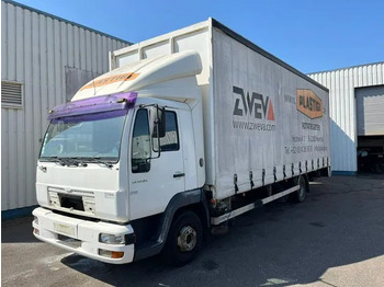 Camion à rideaux coulissants MAN