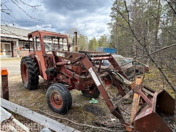 Tracteur agricole VOLVO