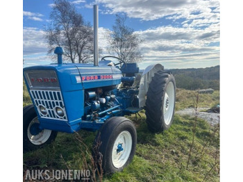 Tracteur agricole FORD