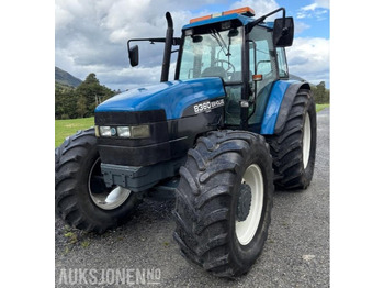 Tracteur agricole NEW HOLLAND 8360