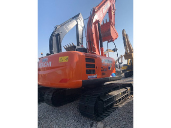 Pelle sur chenille HITACHI